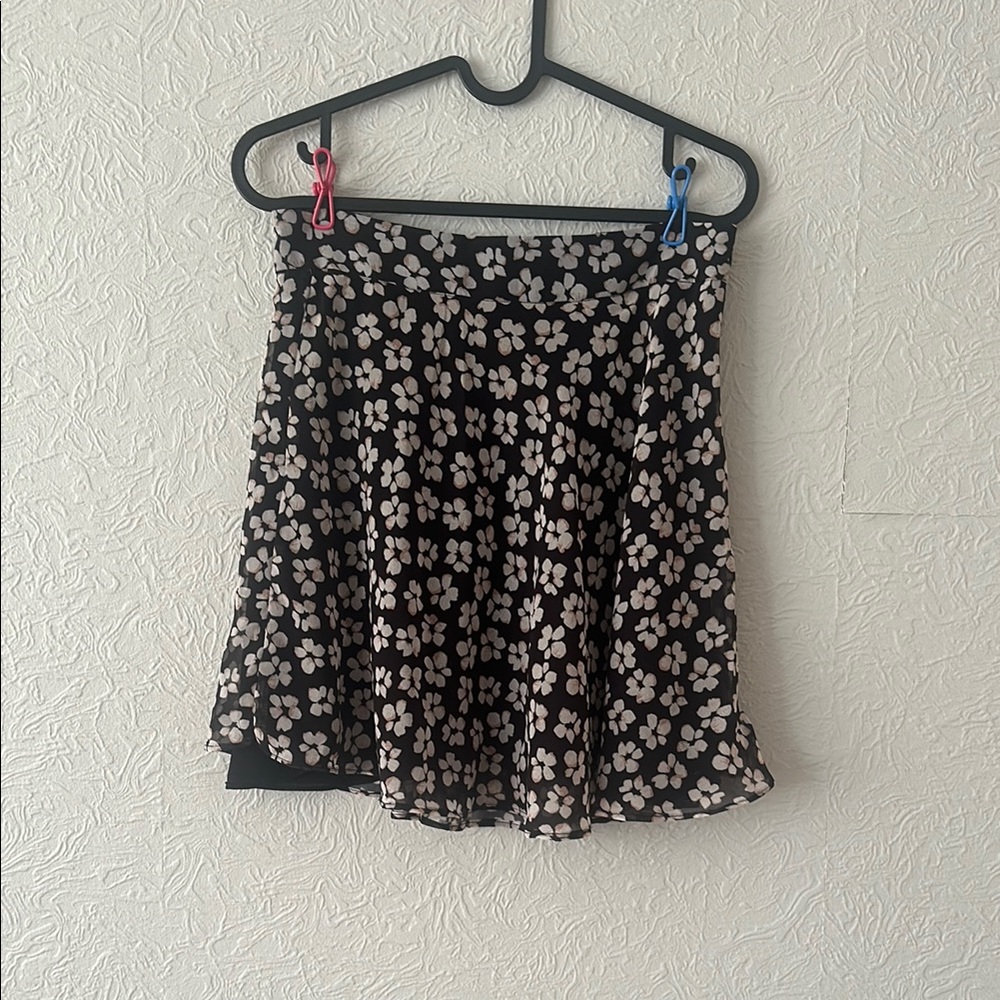 Bershka Floral Black and White Skirt
